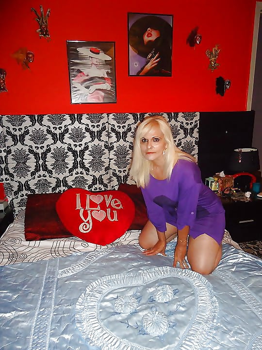 Porn image Sexy MATURES and MILFs 58