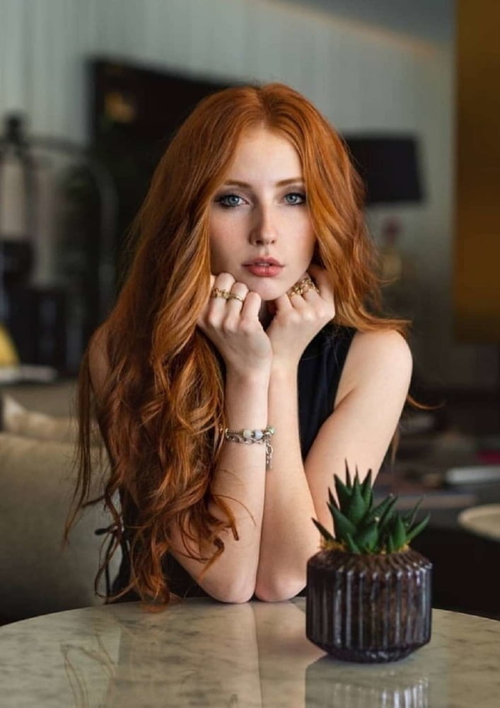 Favorite redheads 385 - 25 Photos 