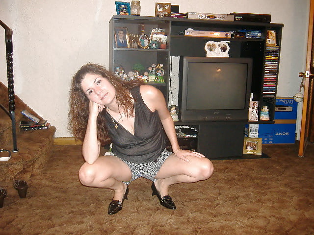Porn image brunette milf