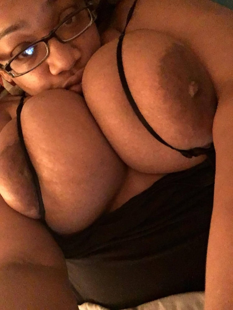Look At This Busty Black Chick - 42 Photos 