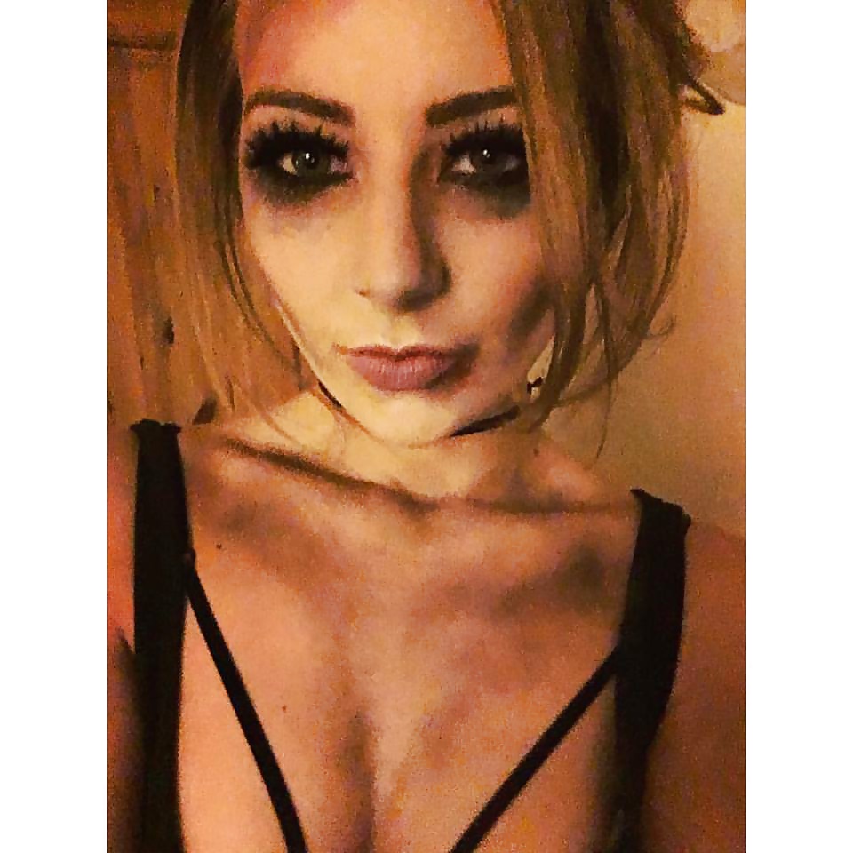 Porn image Sluts for comments again 9