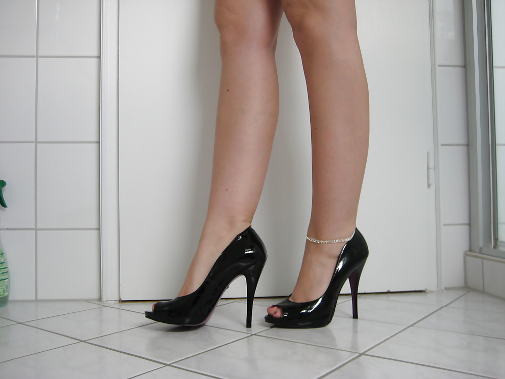 Porn image HH-Lovers I love Jules Heels! Shoes, legs