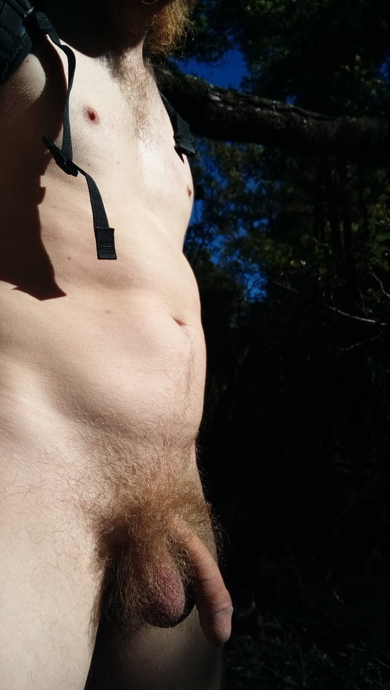 Walking in the bush naked - 50 Photos 