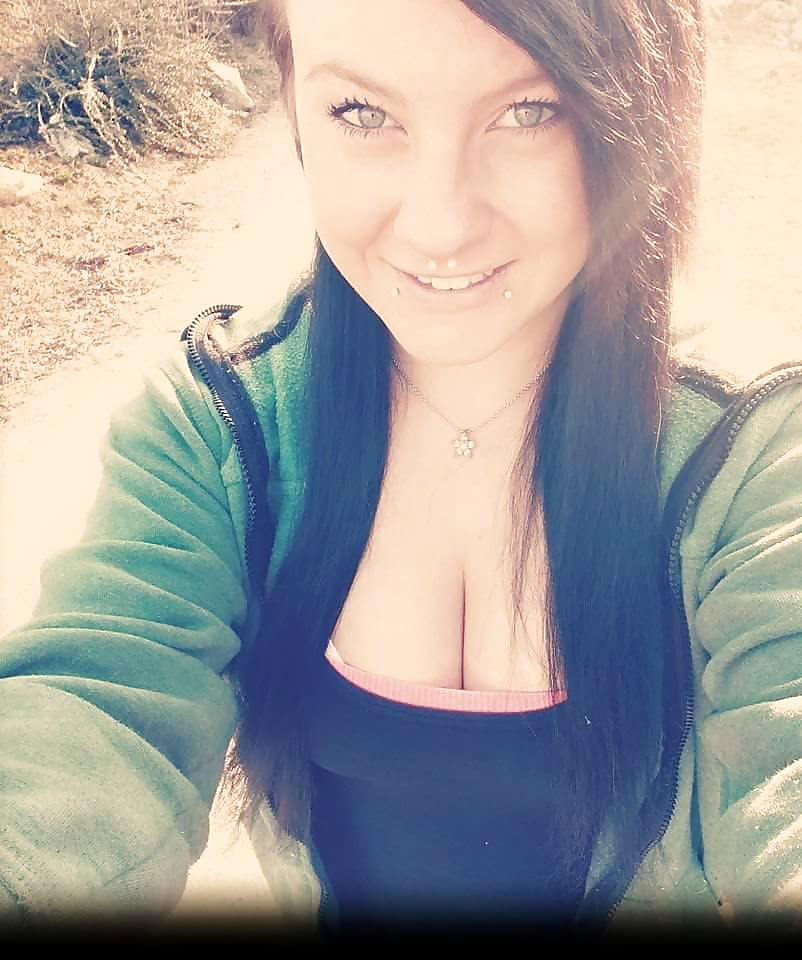 Porn image Wichsvorlage Angelika H. (Dicke Titten)