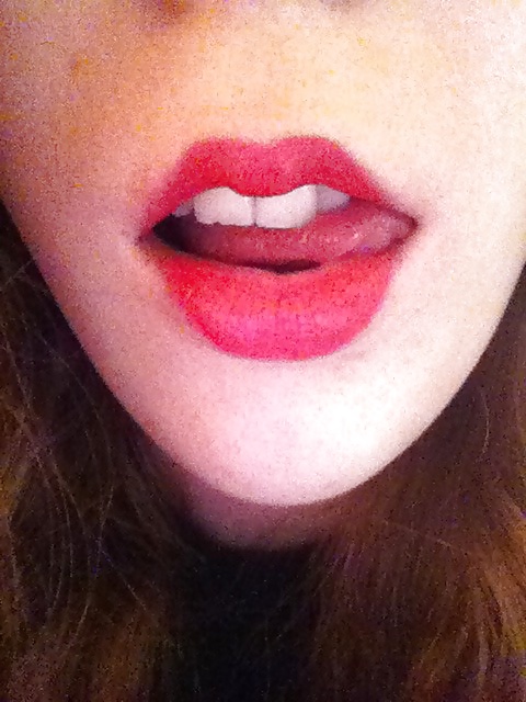 Porn image Tributes please Gents :)