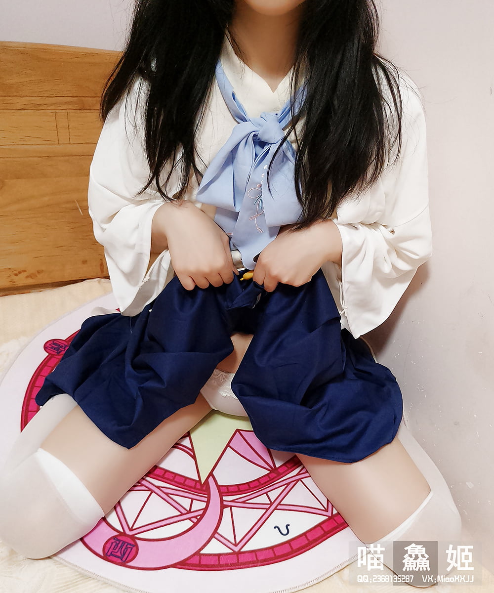 Porn image Chinese girl exposed