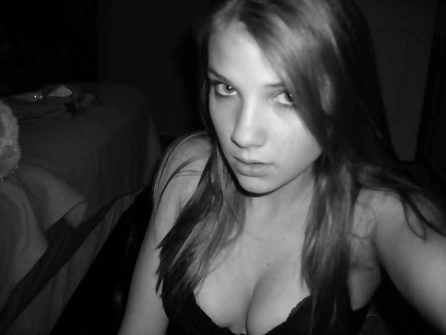 Porn image Can I stay in your bed tonight? 2