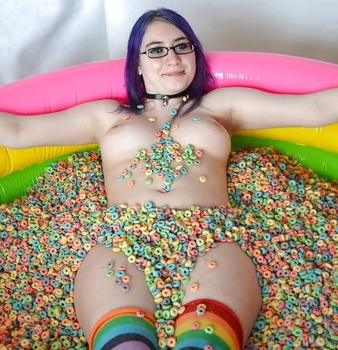 Porn image chubby gothic slut