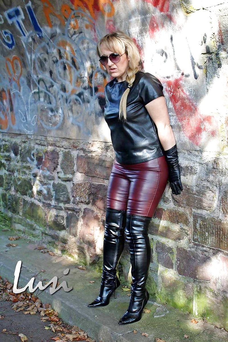 Porn image aggresive shiny tight polish mistress     AMAZING Leather