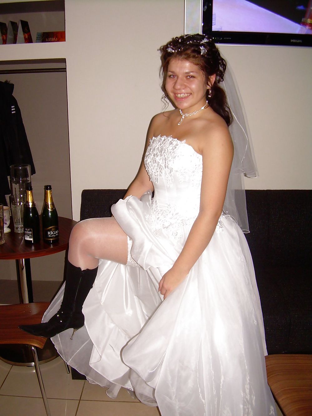 Porn image wedding-Bride upskirt-2