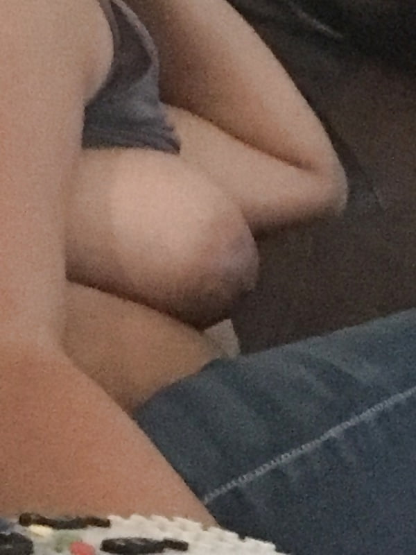 Candid Chubby Teen Tits And Nipples Nena Con Tetas Grandes