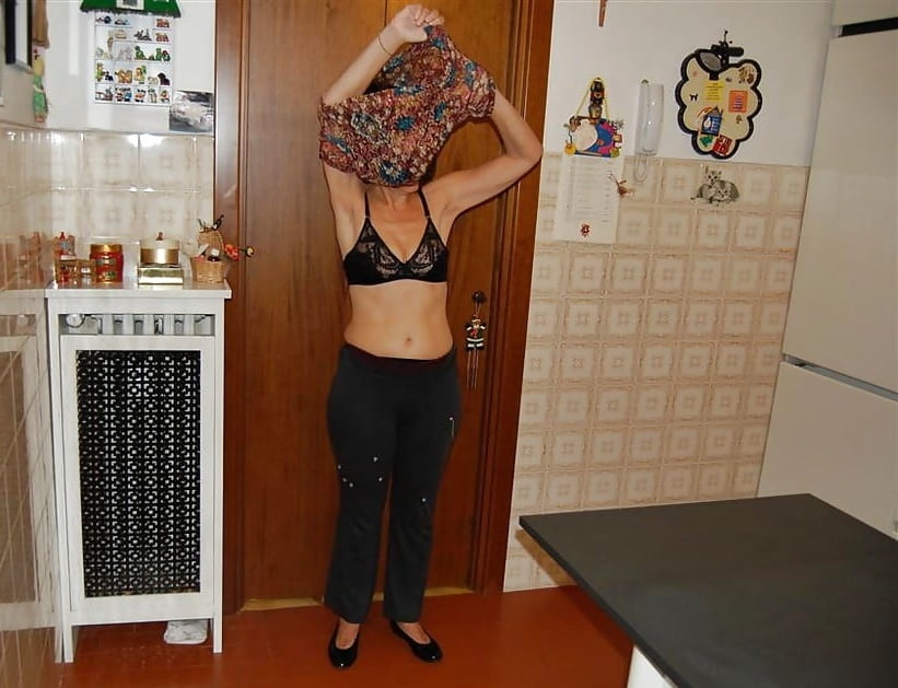 Italian slave wife Humiliated by her Husband - 323 Photos 