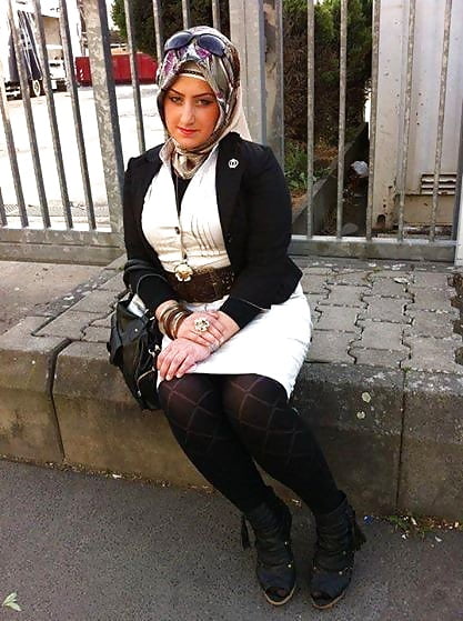 Porn image turbanli kizlar (girls with hijab) 15