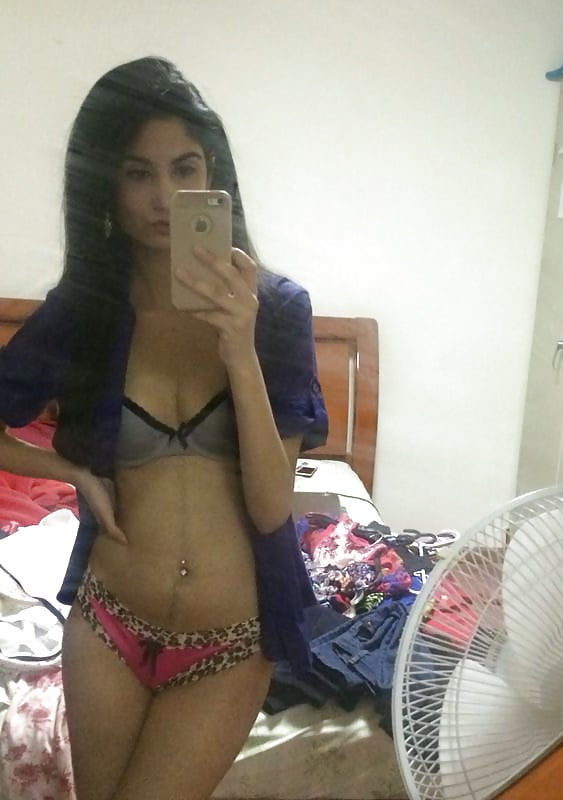 Porn image Hot & Horny Indian Girl