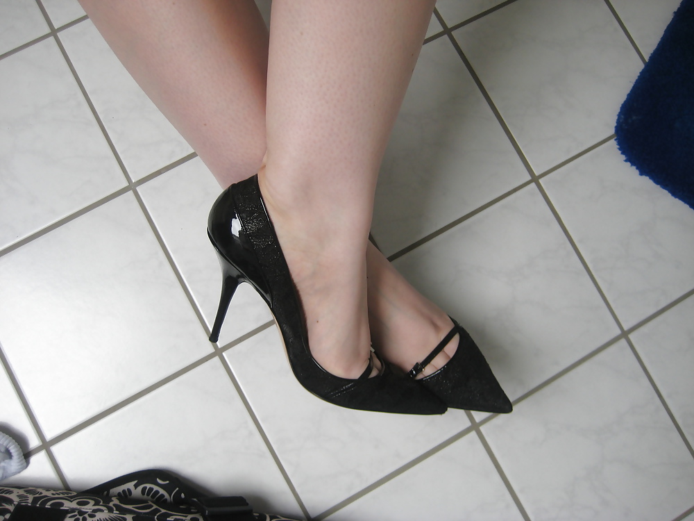 Porn image Jules new High-Heels! Cum on them and post!