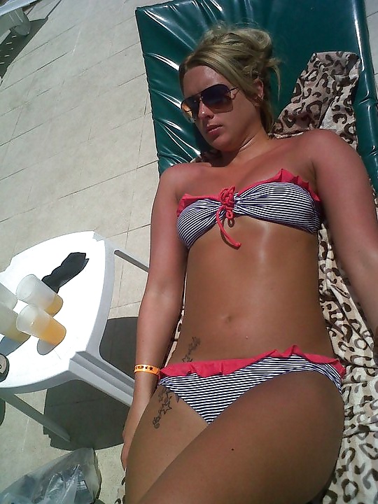 Porn image Nicki Kerr