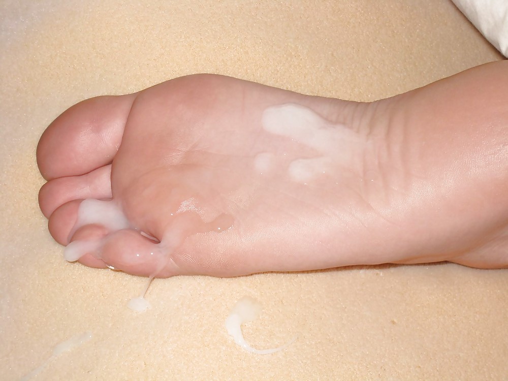 Porn image Amateur Cumshots feet