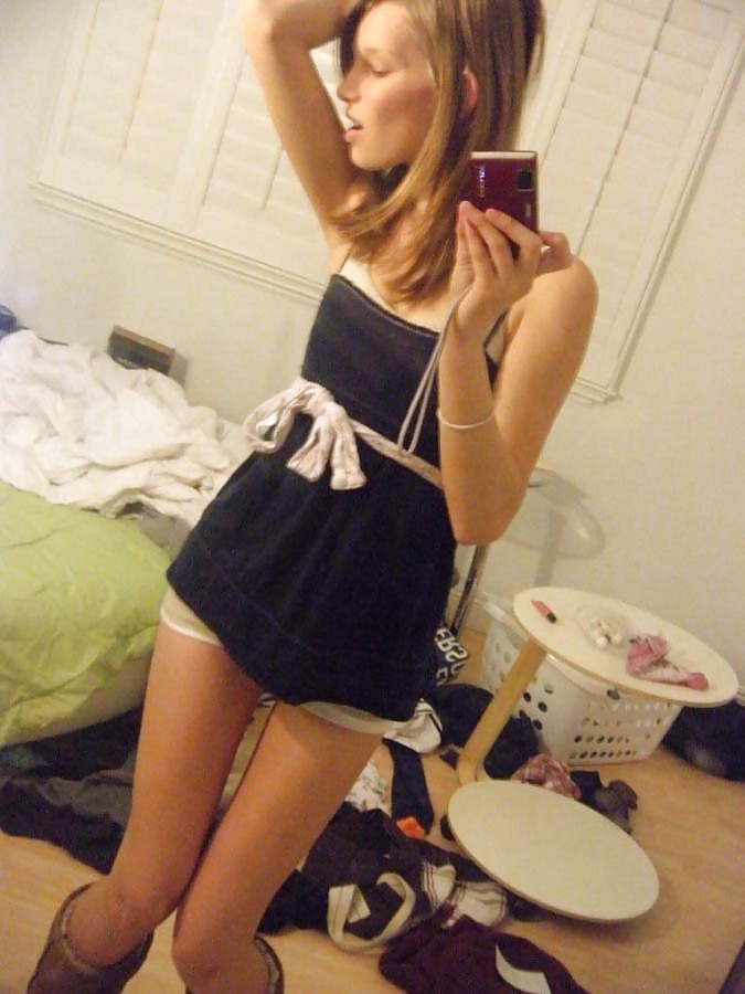 Porn image Teen Selfshot 2