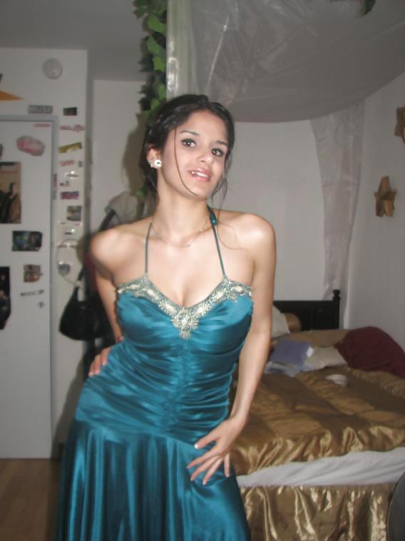 Porn image SEXY LATINA CHICK