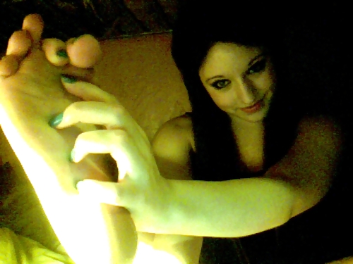 Porn image Nicole and her feet!