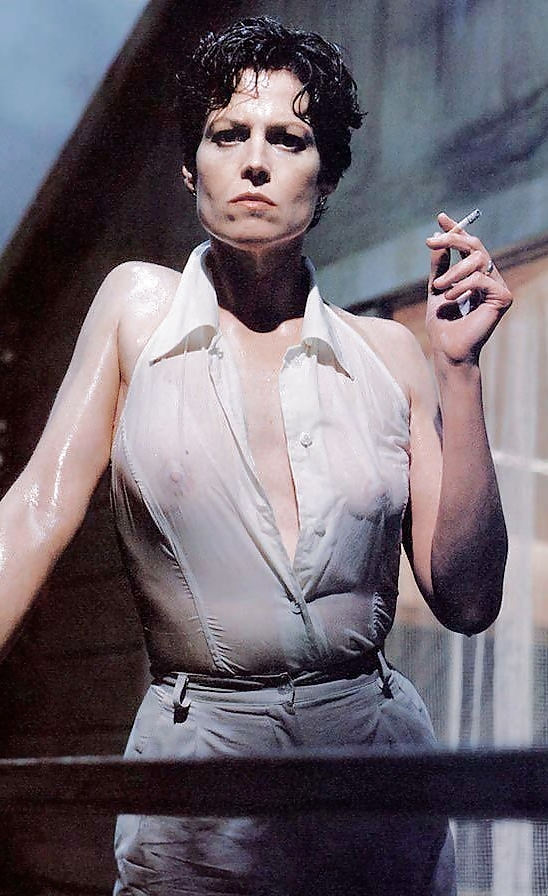 Sigourney Weaver Actres