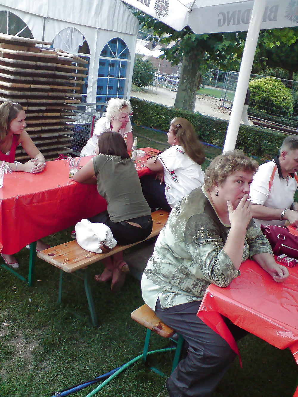 Porn image Candid young slut : thong V