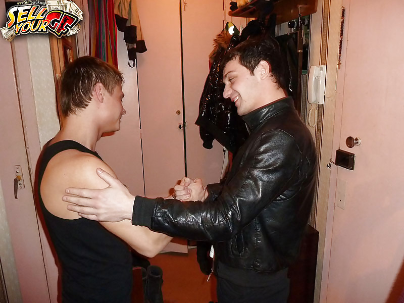 Porn image Babe fucked by stranger