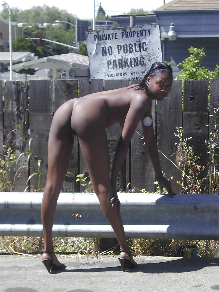 Porn image Public Nudes From this Ebony Girl