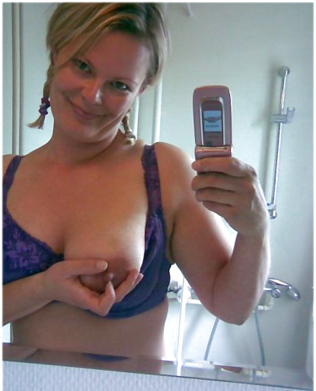 Porn image Selfie Amateur Babes - vol 152!