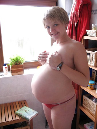 ready to pop pregnant babe