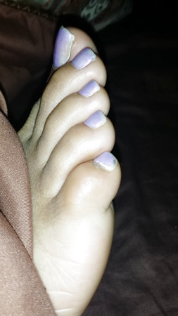 Sexy Ebony feet and toes
