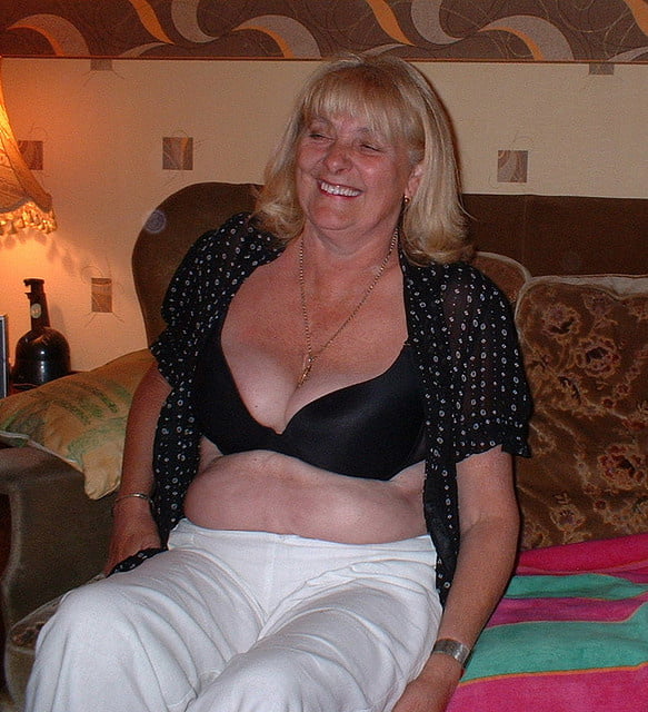 Porn image Big Tits Big Ass Amateur Mature MILF - Wife - GILF - Granny