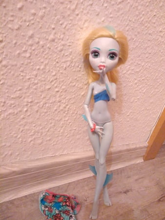 monster high lagoona blue         