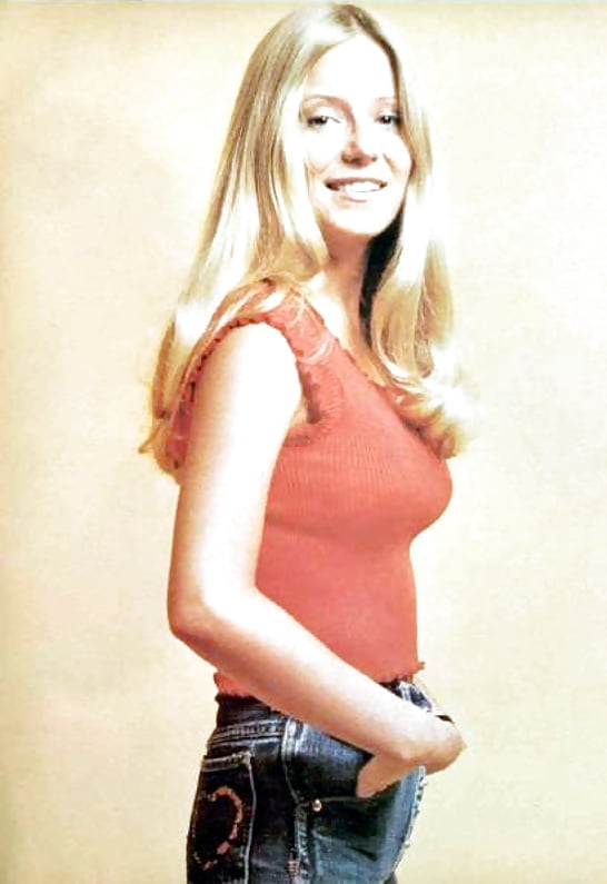 The Brady Bunch Girls Are Now MILFS - 25 Pics | xHamster