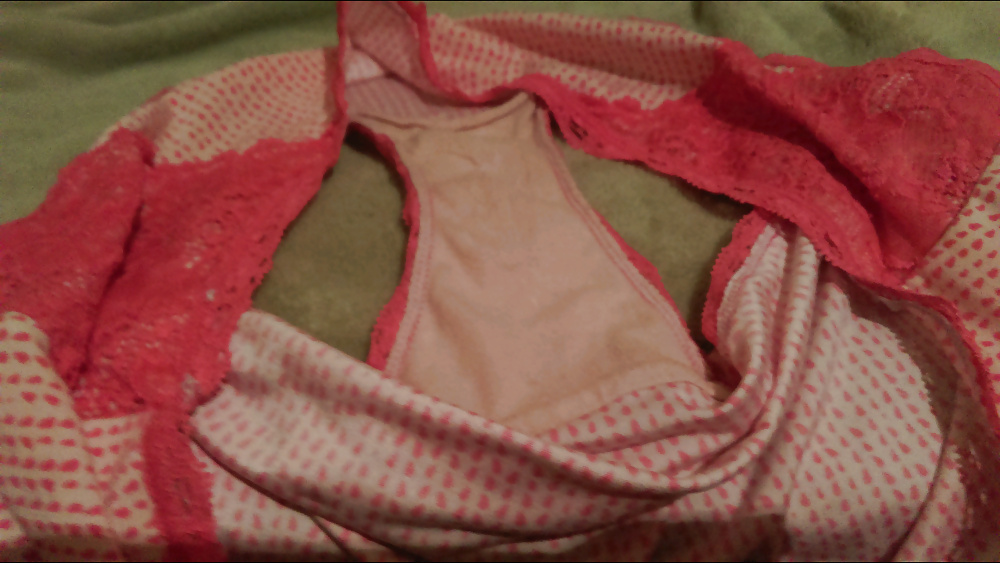 Porn image NOT pregnant sister in law's panties scored from the hamper