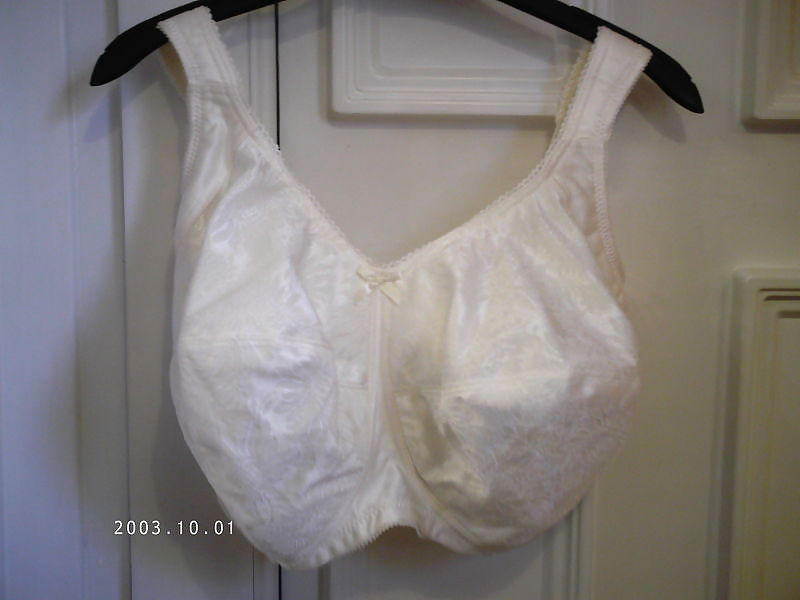 Porn image Mature bra