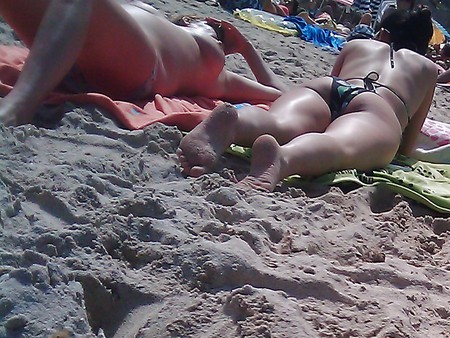 Girls on Beaches - Maedels am Strand