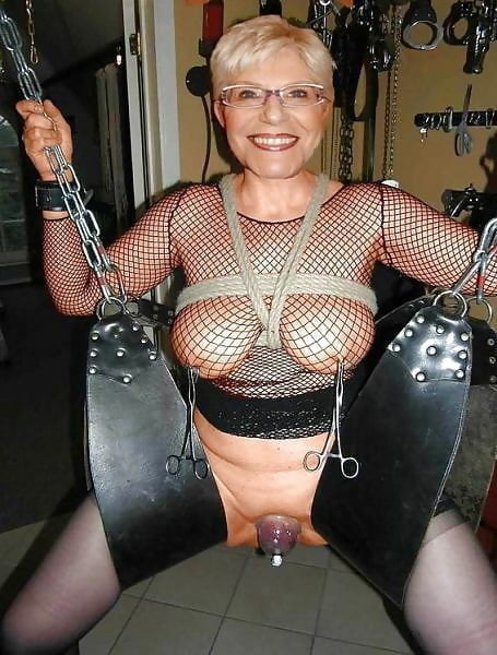 Sex slave grannies - 22 Photos 
