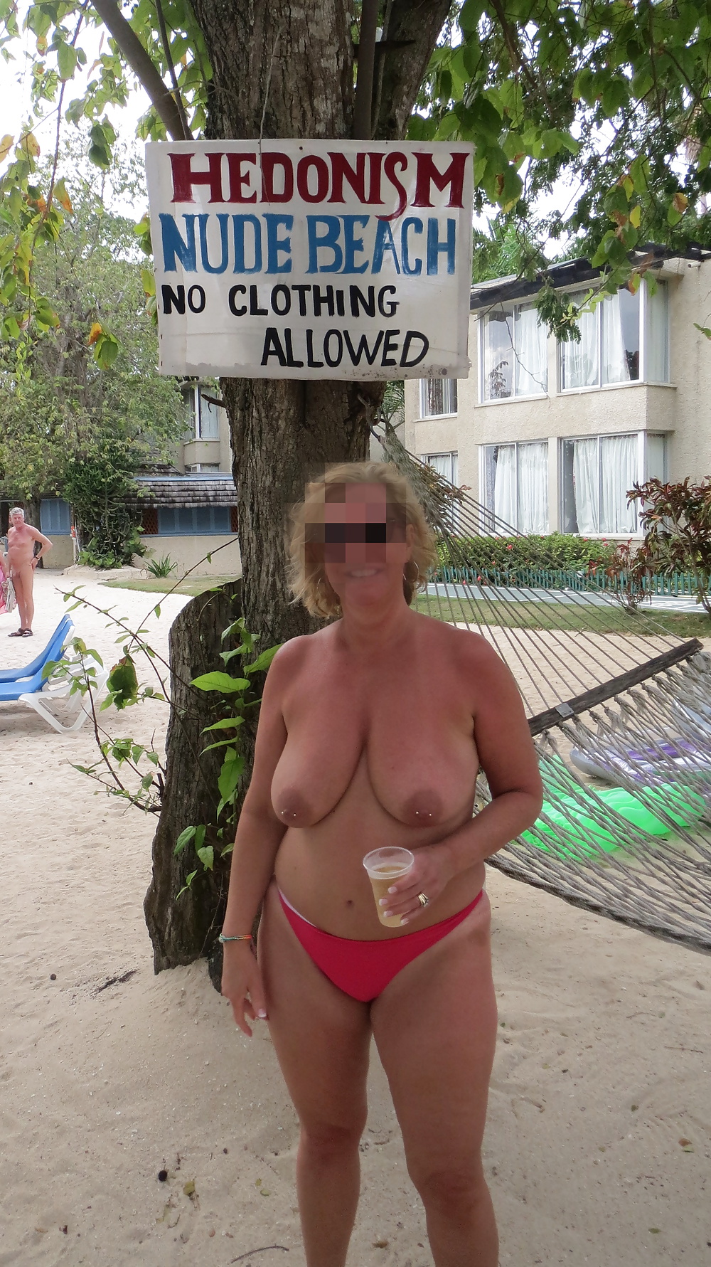 Porn image Suzy's Big Tit Beach Shots 4