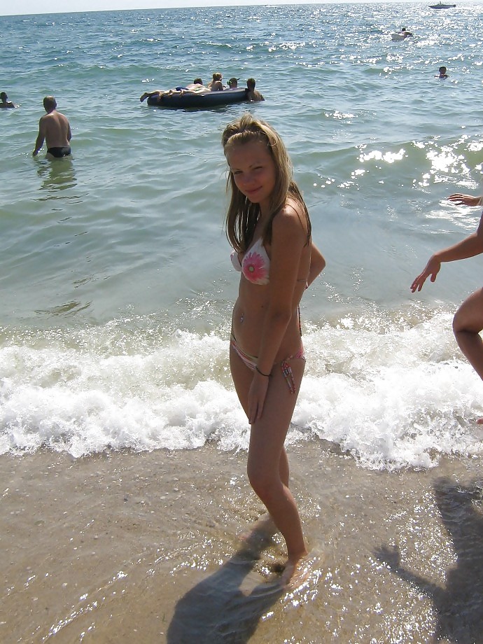 Porn image 3 teens on the beach