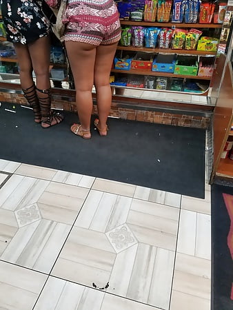 Nice booty and feet