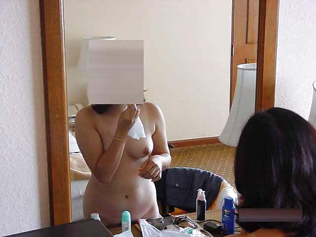 Porn image Nude in Hotel