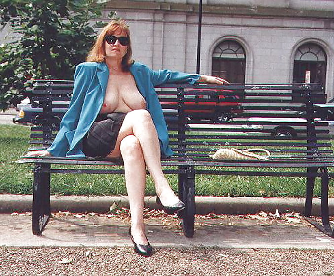 Porn image AUNTS AND MOMS 114