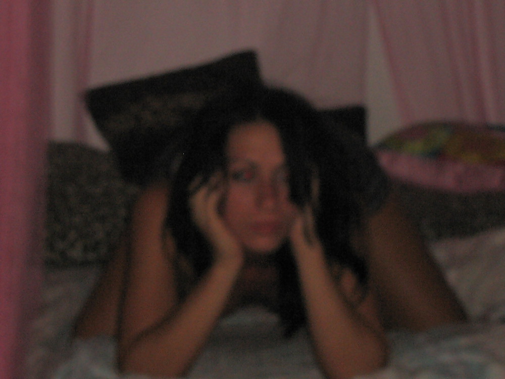 Porn image Pretty Amateur Brunette 37