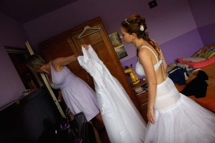 Various Brides Getting Ready- 164 Photos 