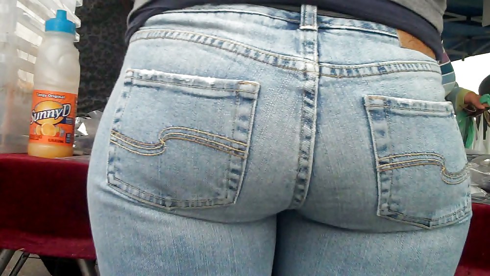 Porn image Chasing smooth butts & ass in jeans