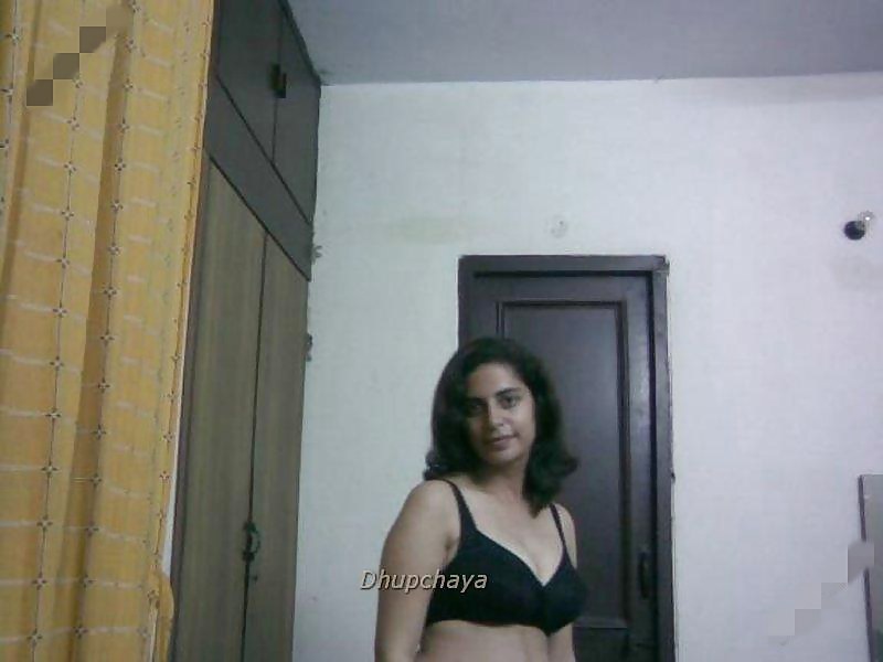 Porn image beautiful desi girl priyanka self