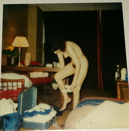 Hawaii Honeymoon Polaroids of Sexy Italian Wife - 1980's