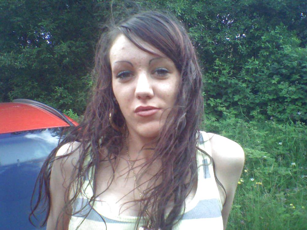 Porn image Sie machts sichs im Auto