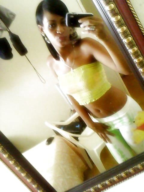 Porn image AMAZING LATIN BITCH !!!please comment